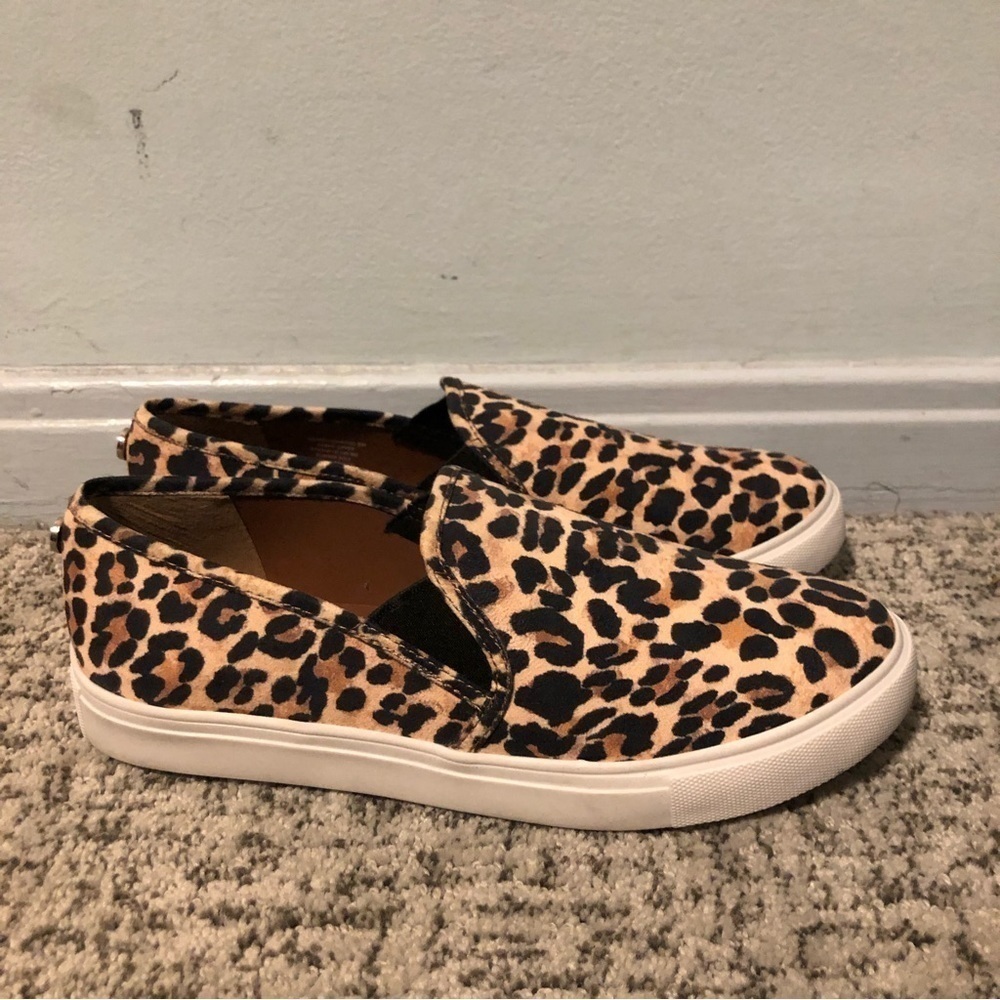Steve Madden Safary Leopard Print Slides Size 8 - image 4